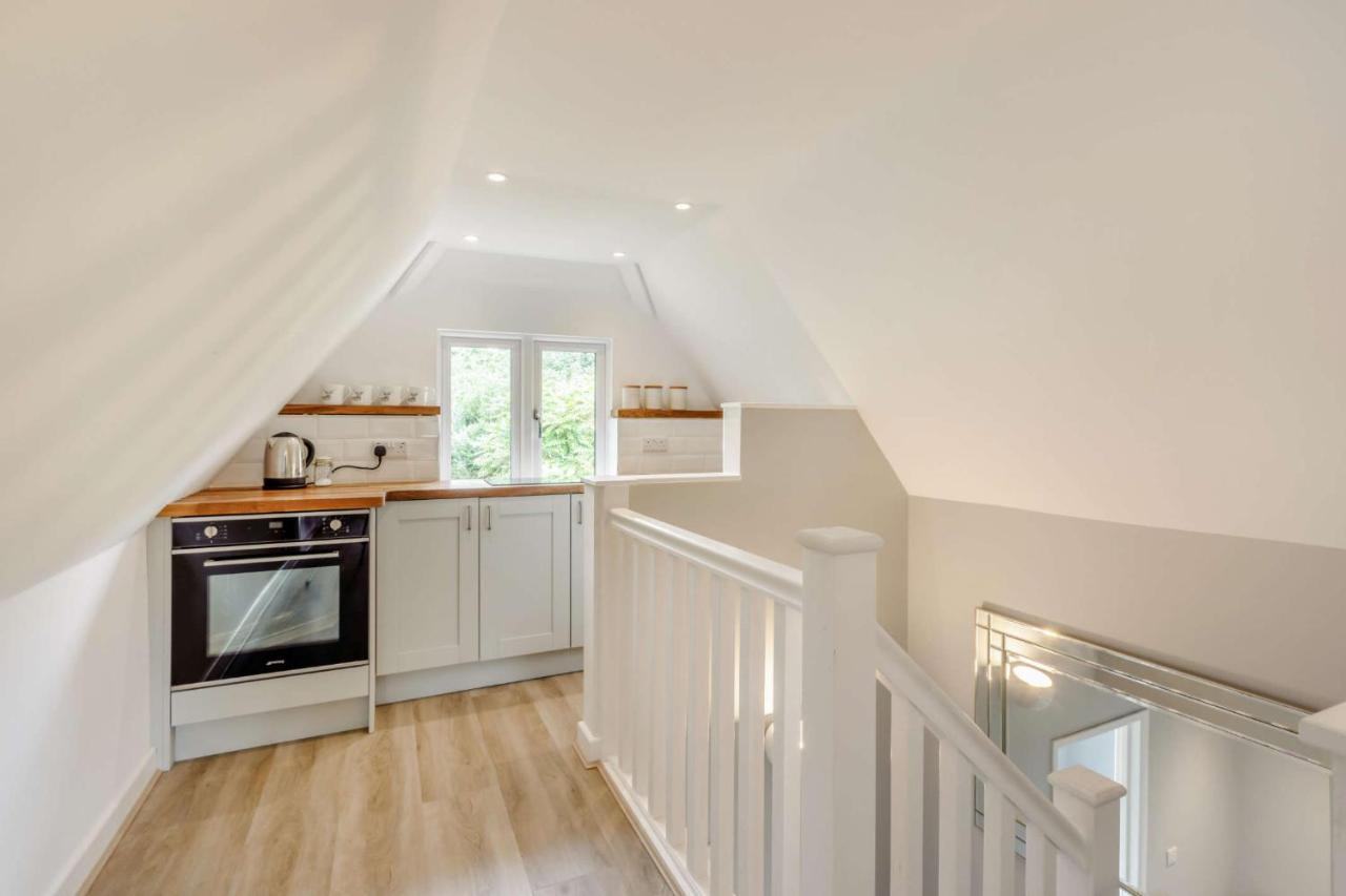 Little Thatch Lovely 2-Bed Converted Workshop Near Weymouth Radipole Exteriör bild
